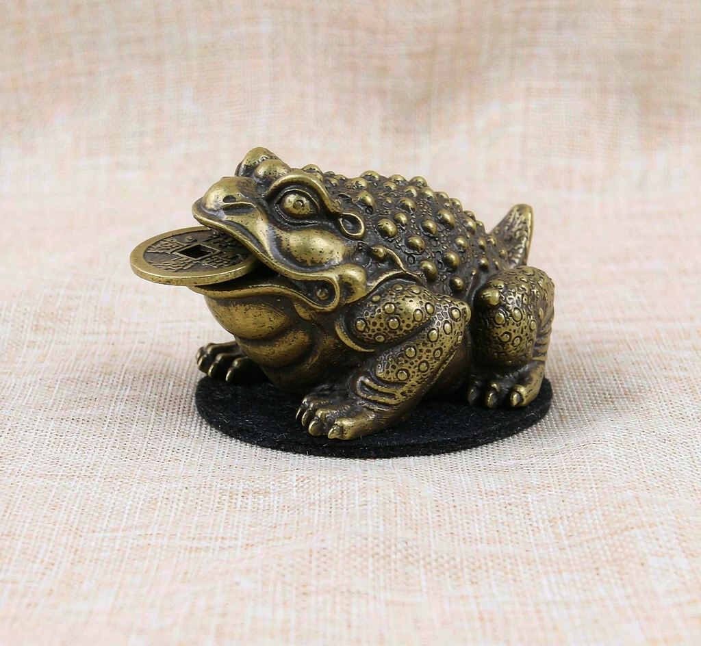 Brass Three-Legged Toad Ornament