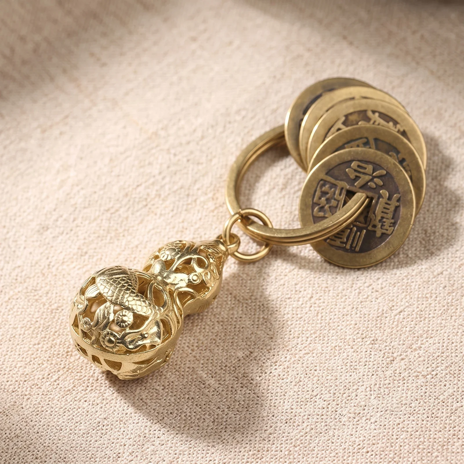 Pure Copper Five Emperor Coin and Gourd Keychain — photo 2