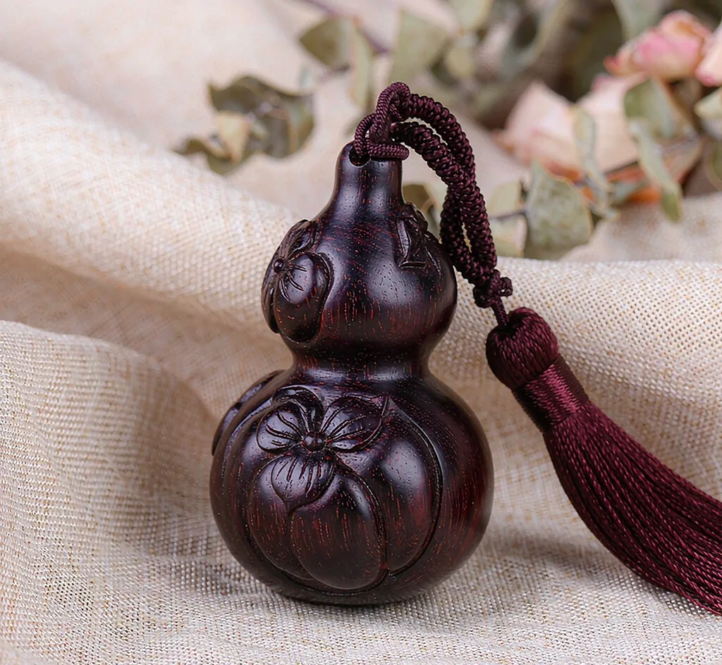 Rosewood Gourd Car Charm — Persimmon Motif